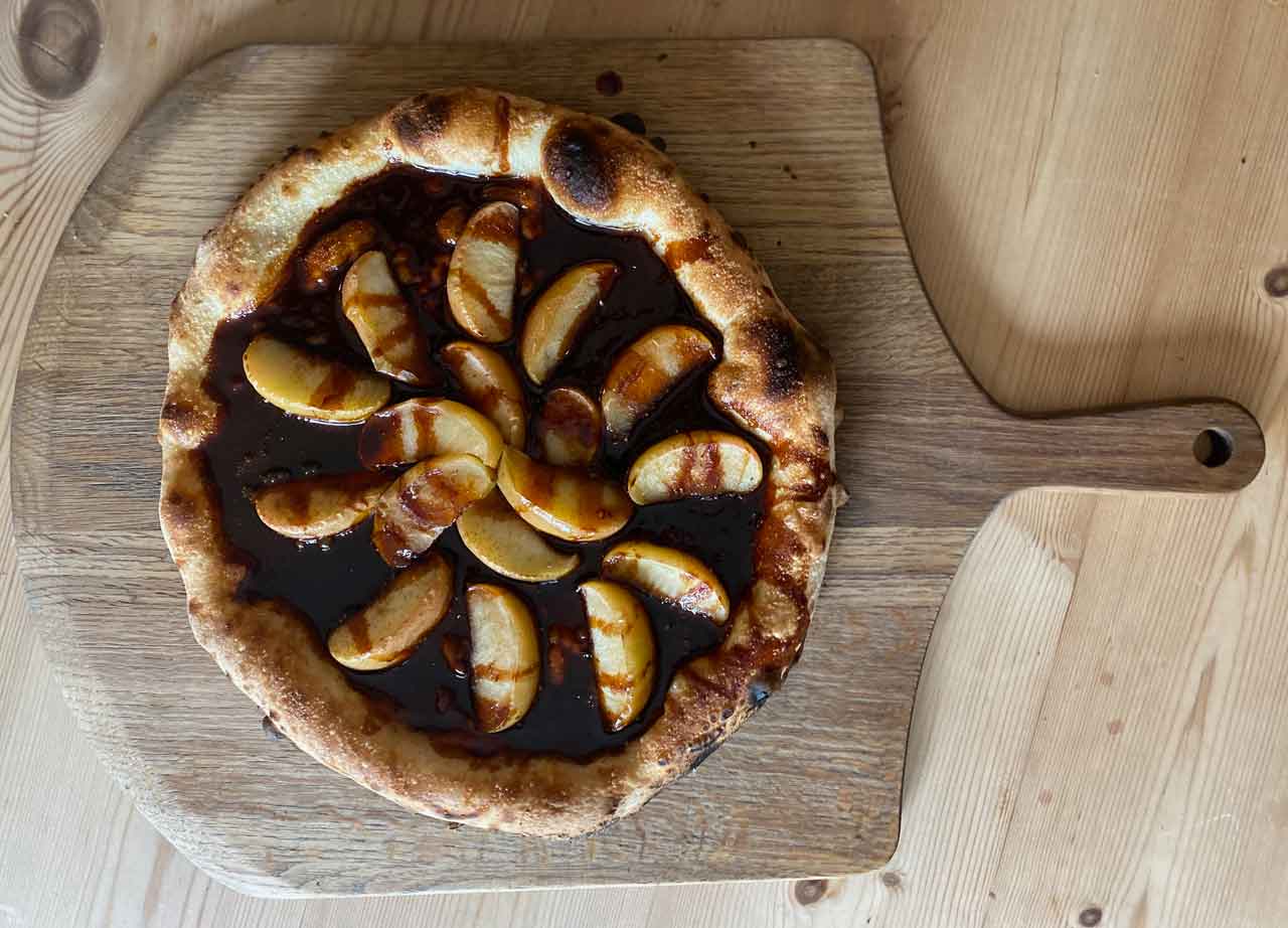 Toffee Apple Pizza