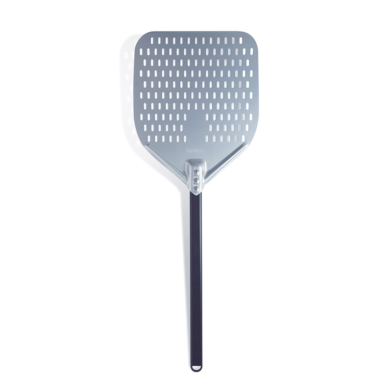 RSZ_0004_Igneus Pro Medium Handle pizza peel.jpg